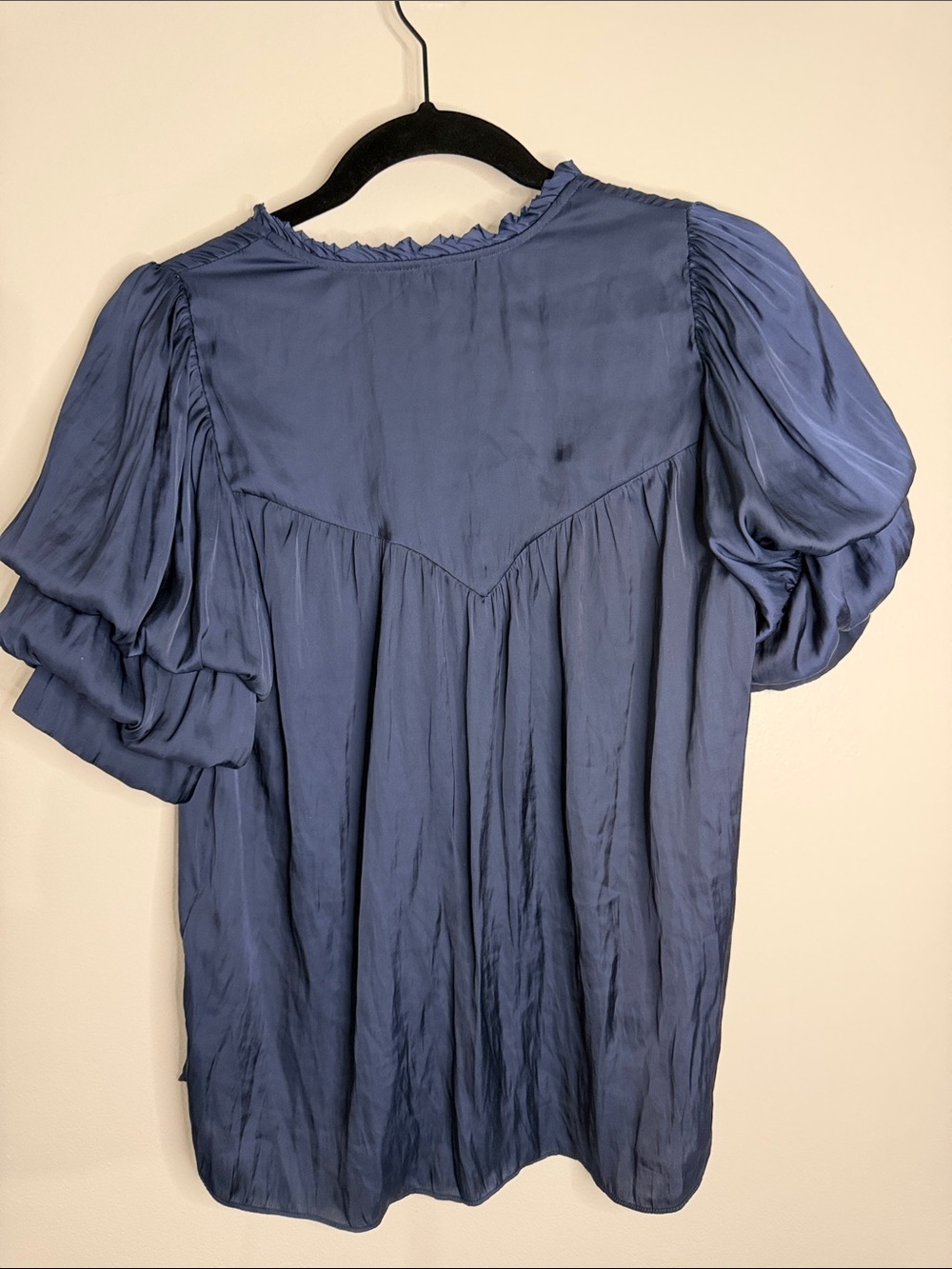 ZADIG & VOLTAIRE Taste Satin Navy Ruffle Puff Short Sleeve V Neck Blouse XS - Picture 10 of 10